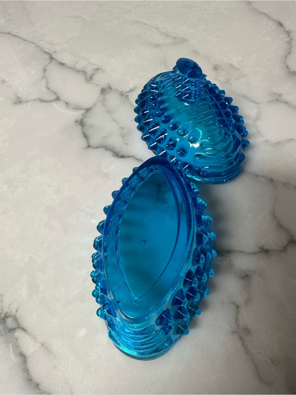 vintage blue hobnail glass covered candy dish - Picture 5 of 7